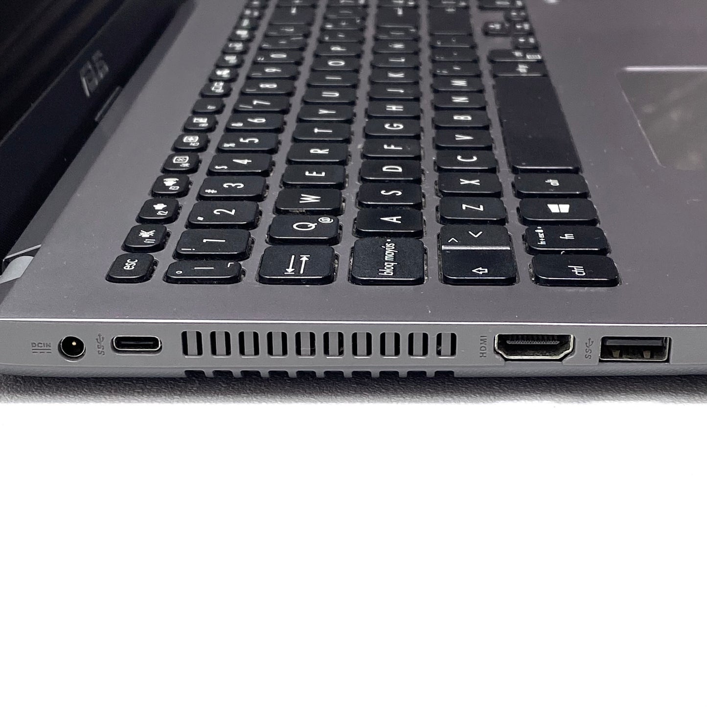 Laptop Asus VivoBook X509M 15.6" Celeron N4020 8GB RAM 256GB SSD + 1TB HDD c/ cargador