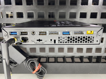 Desktop Lenovo ThinkCentre M600   Pentium J3710 8GB RAM 120GB SSD WINDOWS 11 PRO c/cargador