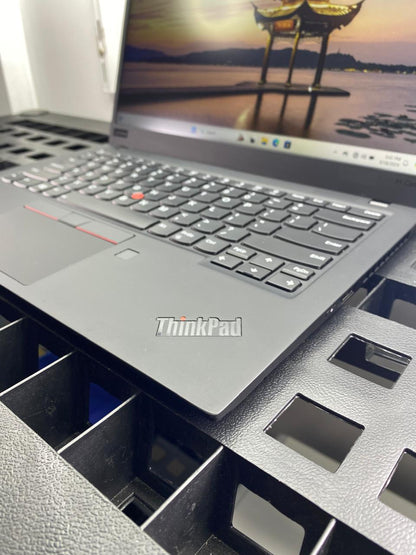 Laptop Lenovo X1 Carbon 14" Core i5-8350U 8GB RAM 512GB M.2 SSD WINDOWS 11 HOME c/cargador