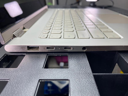 Laptop Lenovo ThinkPad X1 Carbon 14" Core i7-8550U 16GB RAM 512GB M.2 SSD WINDOWS 11 PRO c/cargador