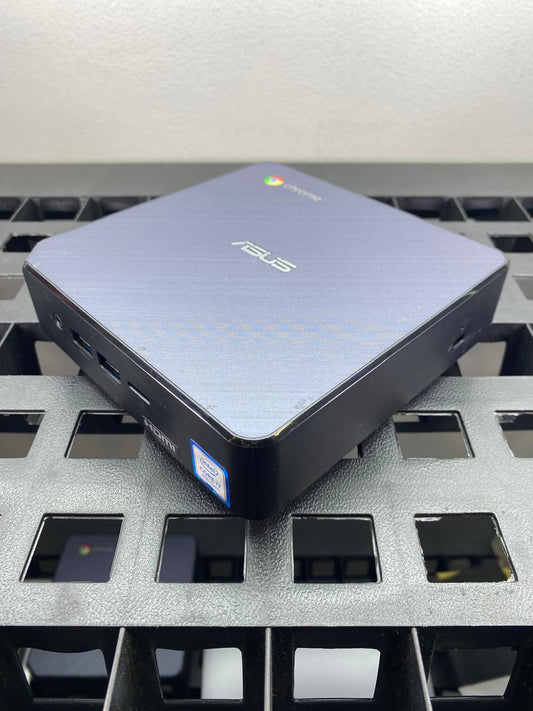 Desktop Asus Chromebox 3 Intel Core i7-8550U 4GB RAM 32GB SSD c/ Adaptador de Corriente