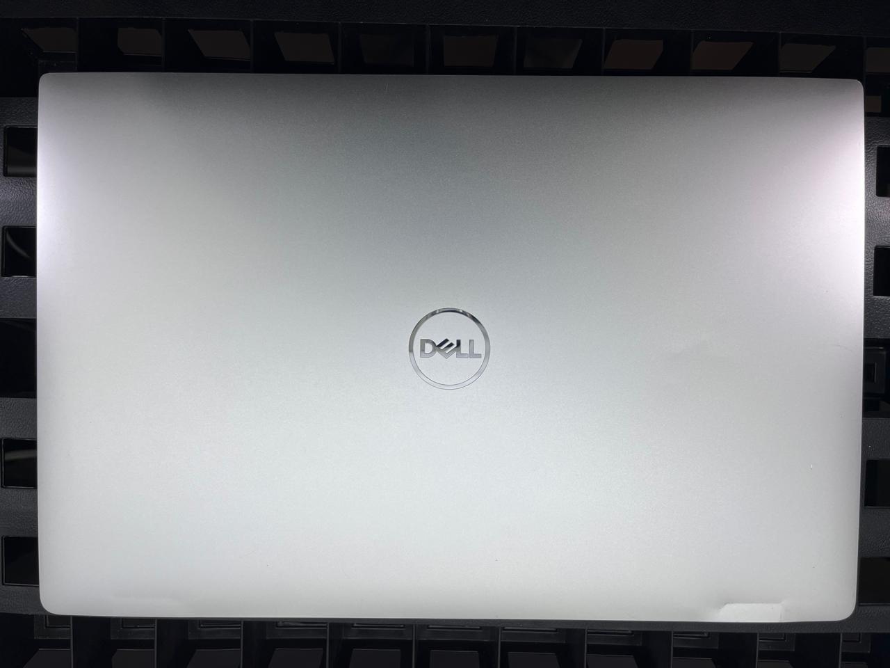 Laptop Dell XPS 15 7590 15.6" Core i7-9750H 16GB RAM 256GB NVMe SSD NVIDIA GeForce GTX 1650 4GB GDDR5 WINDOWS 11 PRO c/cargador