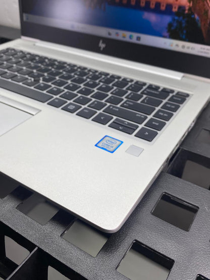 Laptop HP EliteBook 840 G5 14" Core i5-8250U 16GB RAM 512GB NVMe SSD  WINDOWS 11 PRO c/cargador