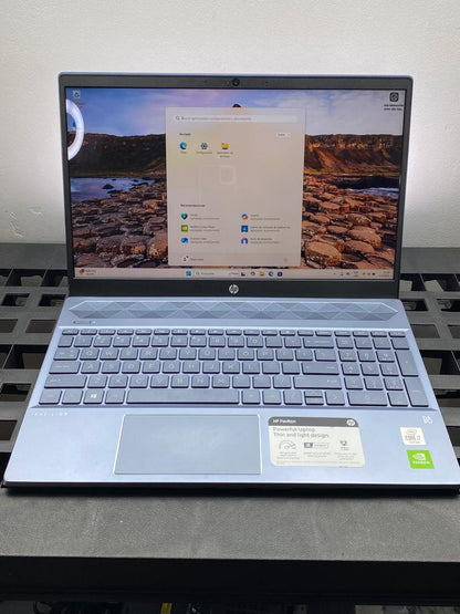 Laptop HP 15-cs3073cl 15.6" Core i7-1065G7 16GB RAM 500GB M.2 SSD + 500GB HDD NVIDIA GeForce MX250 WINDOWS 11 PRO c/cargador