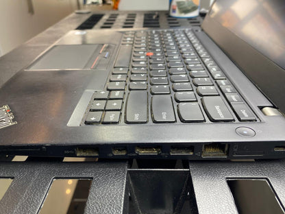 Lenovo ThinkPad T460s 14" 1920x1080 (FHD) Core i5-6200U 12GB RAM DDR4 256GB NVMe SSD WINDOWS 11