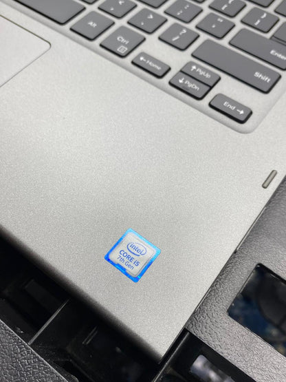 Dell Inspiron 13-5378 13.3" 1920x1080 (FHD) Core i5-7200U 16GB RAM DDR4 512GB SSD WINDOWS 11 HOME