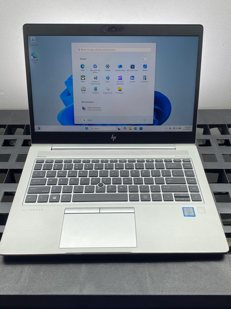 Laptop HP EliteBook 840 G6 14" 1920x1080 (FHD) Core i5-8365U 16GB RAM DDR4 256GB M.2 SSD WINDOWS 11 PRO c/ cargador