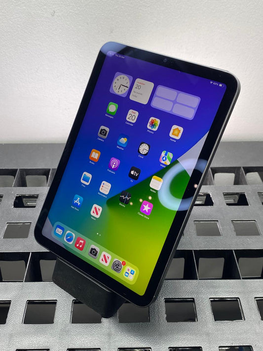 Apple iPad Mini 6th Gen A2567 64GB Modelos USB-C c/ Boton de Huella Digital. c/ cargador generico USB-C