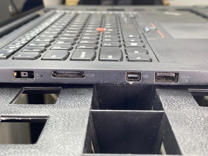 Laptop Lenovo ThinkPad X1 Yoga 14" 1920x1080 (FHD) Core i7-6500U 8GB RAM DDR3 256GB NVMe SSD WINDOWS 11 PRO c/ cargador