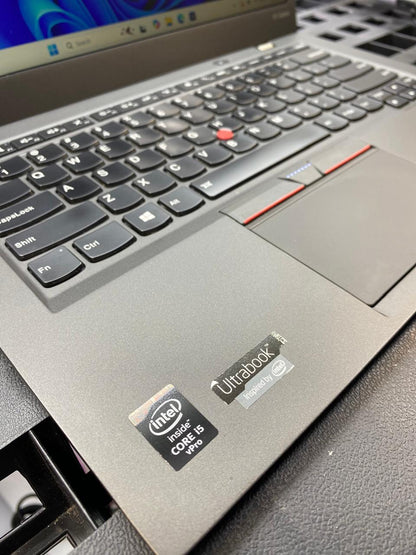 Laptop Lenovo ThinkPad X1 Carbon 14" 1920x1080 (FHD) Core i5-5300U 8GB RAM DDR3 256GB M.2 SSD WINDOWS 11 PRO c/ cargador