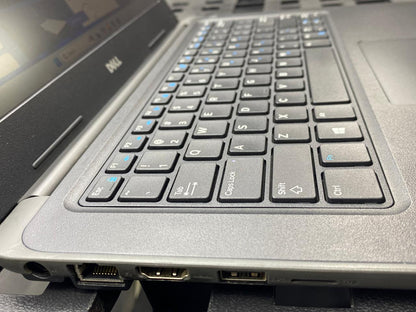 Laptop Dell Latitude 3380 13.3" 1366x768 (HD) Pentium 4415U 8GB RAM DDR4 256GB SSD WINDOWS 11 PRO c/ cargador