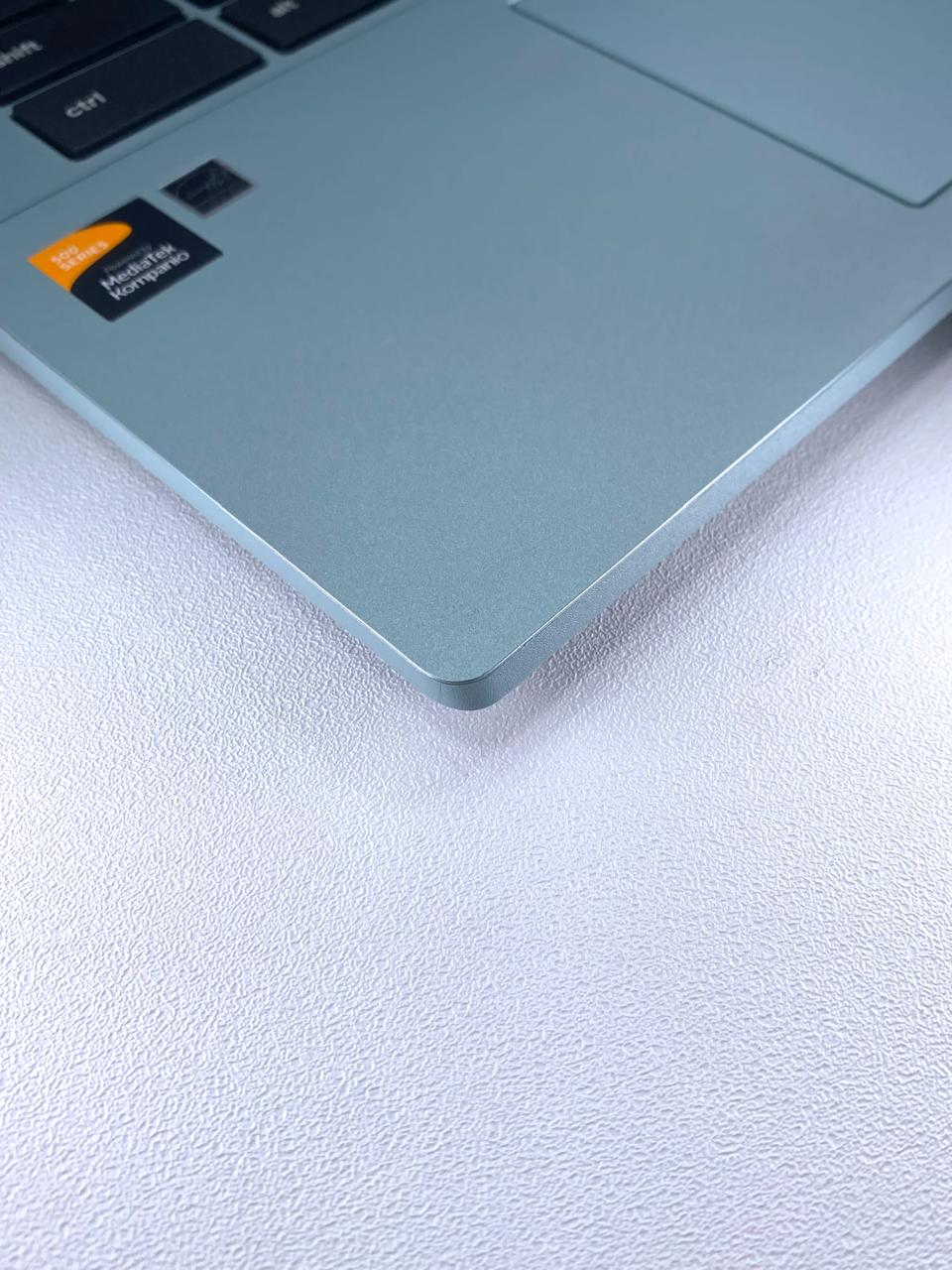 Laptop ASUS Flip CM1402FM2A 14" 1920x1080 (FHD) MediaTek Kompanio 520 4GB RAM LPDDR4X 64GB eMMC CHROMEOS c/ cargador