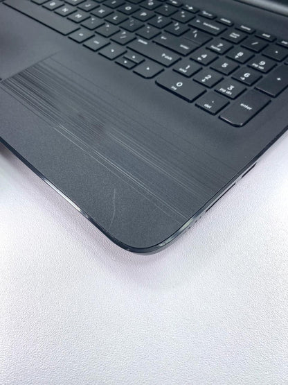 Laptop HP 15-ba009dx 15.6" 1366x768 (HD) A6-7310 16GB RAM DDR3L 128GB SSD WINDOWS 11 HOME c/ cargador