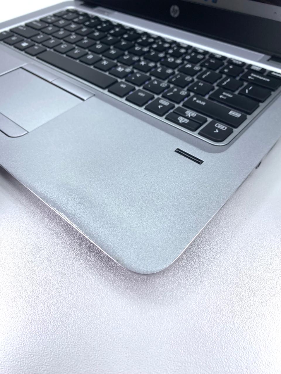 Laptop HP EliteBook 820 G3 12.5" 1366x768 (HD) Core i5-6200U 16GB RAM DDR4 256GB M.2 SSD WINDOWS 11 PRO c/ cargador