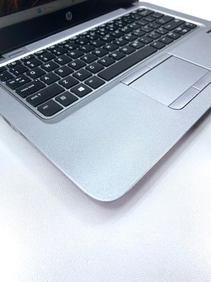 Laptop HP EliteBook 820 G3 12.5" 1366x768 (HD) Core i5-6200U 16GB RAM DDR4 256GB M.2 SSD WINDOWS 11 PRO c/ cargador