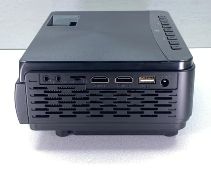 Mini Proyector GPX PJ300VP c/ Control y Cable HDMI