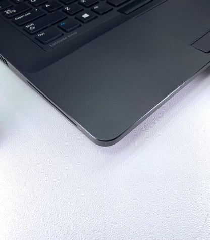 Laptop Dell Latitude E5470 14" 1920x1080 (FHD) Core i5-6440HQ 16GB RAM DDR4 256GB M.2 SSD WINDOWS 11 PRO c/ cargador