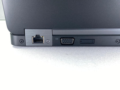 Laptop Dell Latitude E5470 14" 1920x1080 (FHD) Core i5-6440HQ 16GB RAM DDR4 256GB M.2 SSD WINDOWS 11 PRO c/ cargador