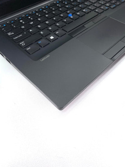 Laptop Dell Latitude 7480 14" 1920x1080 (FHD) Táctil Core i5-7200U 16GB RAM DDR4 256GB M.2 SSD WINDOWS 11 PRO c/ cargador