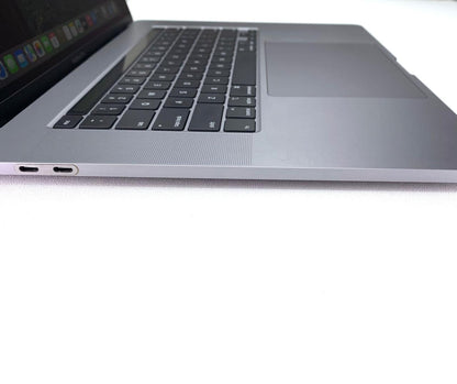 Laptop Apple MacBook Pro 2019 16" 3072x1920 (Retina) Core i7-9750H 16GB DDR4 512GB SSD macOS SEQUOIA c/ cargador