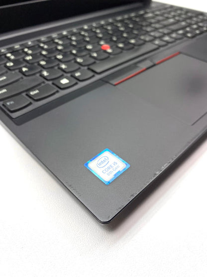 Laptop Lenovo ThinkPad E590 15.6" 1920x1080 (FHD) Core i5-8265U 16GB RAM DDR4 256GB NVMe SSD + 500GB HDD WINDOWS 11 PRO c/ cargador