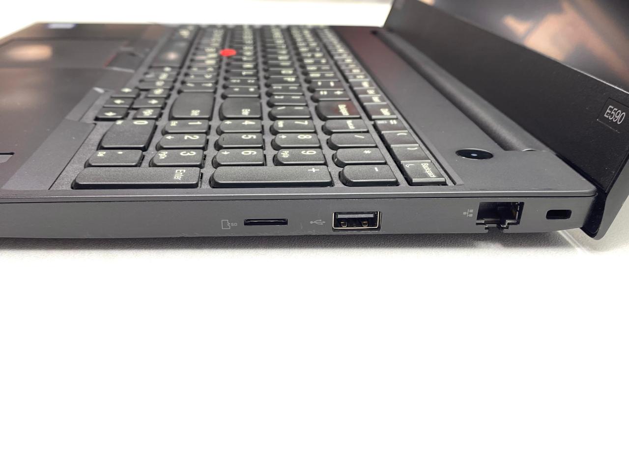 Laptop Lenovo ThinkPad E590 15.6" 1920x1080 (FHD) Core i5-8265U 16GB RAM DDR4 256GB NVMe SSD + 500GB HDD WINDOWS 11 PRO c/ cargador