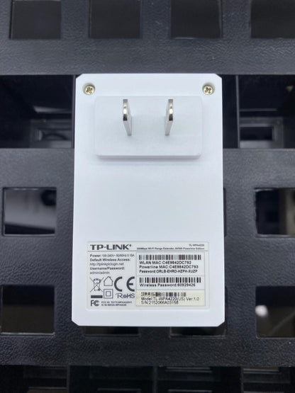 Extensor WiFi TP-Link AV500 Powerline TL-WPA4220KIT, 300Mbps, 2.4GHz, Con Puerto Ethernet Y Plug & Play