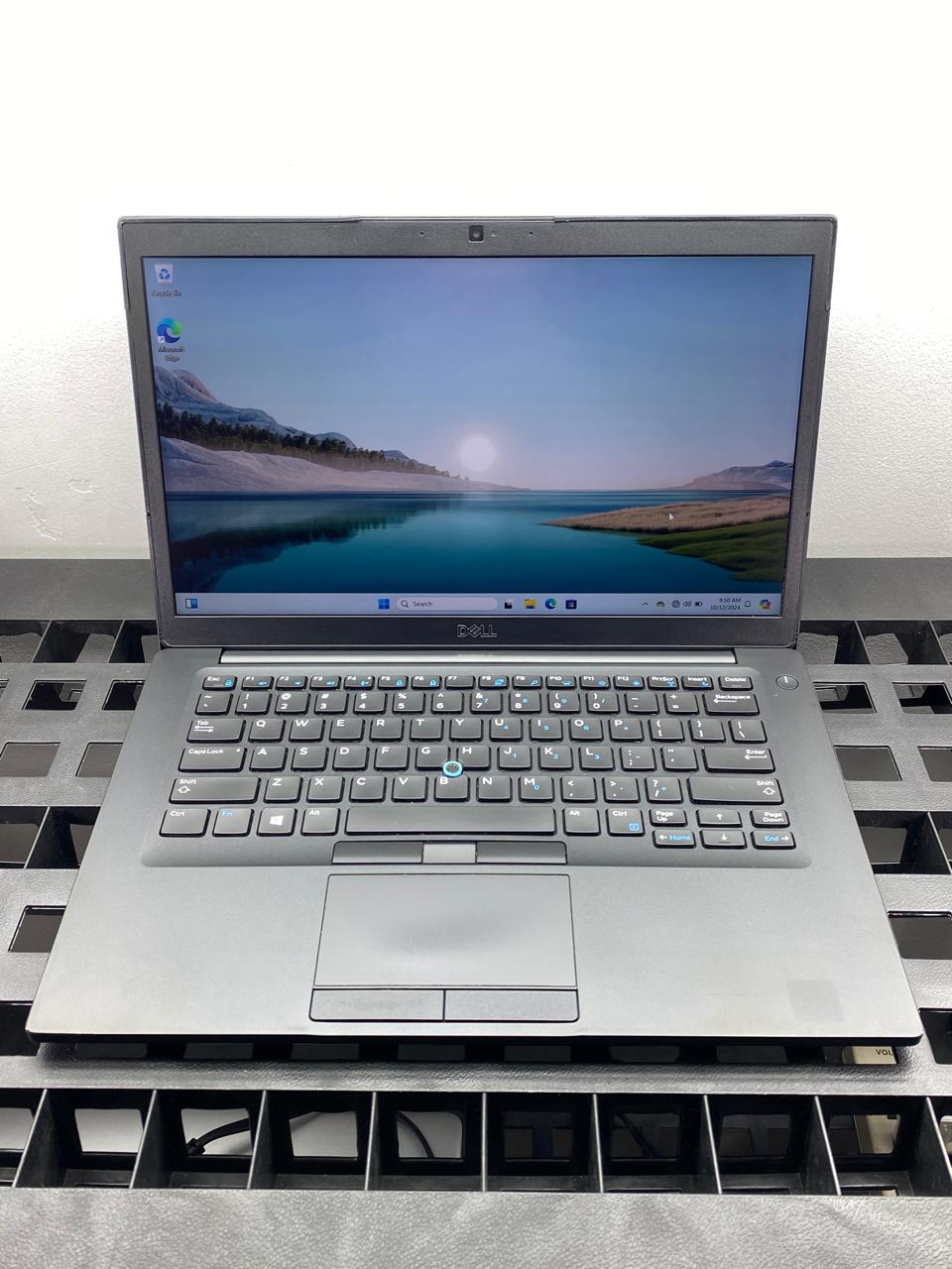 Laptop Dell Latitude 7490 14" Core i5-8350U 16GB RAM 256GB NVMe SSD WINDOWS 11 PRO c/cargador