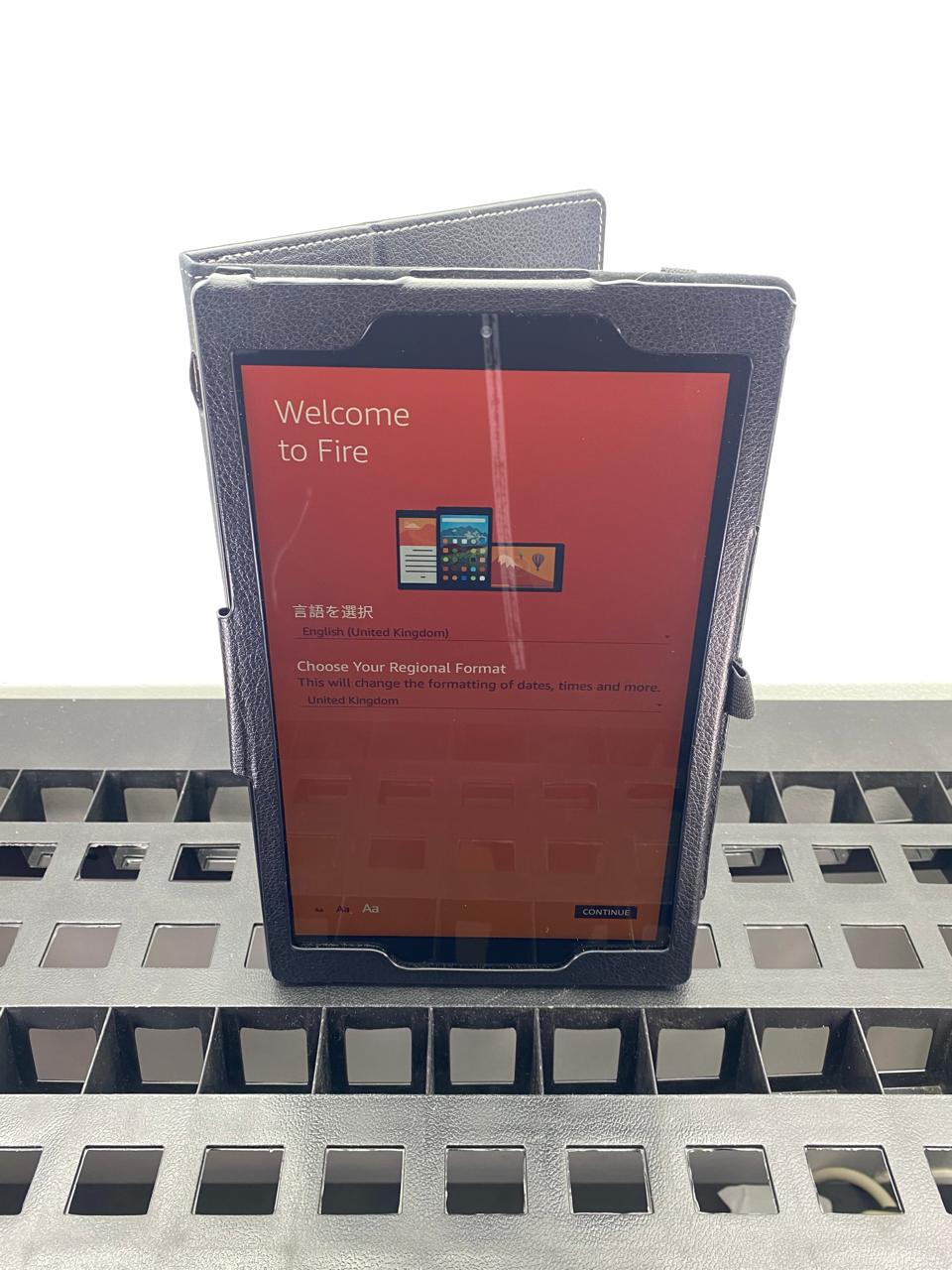 Amazon Kindle Fire HD 10 5ta Generación 16GB Con Estuche Y Cargador
