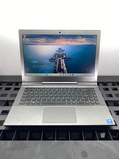 Laptop Clevo Style Note W740SU 14" Core i7-4950HQ 16GB RAM 256GB SSD WINDOWS 11 PRO c/cargador