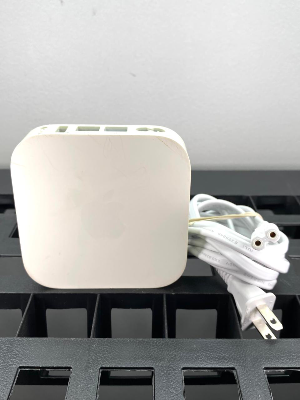 Router Wi-Fi Apple AirPort Express A1392 c/ Cable de Corriente