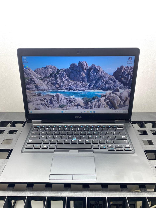Laptop Dell Latitude 5490 14" 1366x768 (HD) Core i5-8250U 16GB RAM DDR4 256GB M.2 SSD WINDOWS 11 PRO c/ cargador