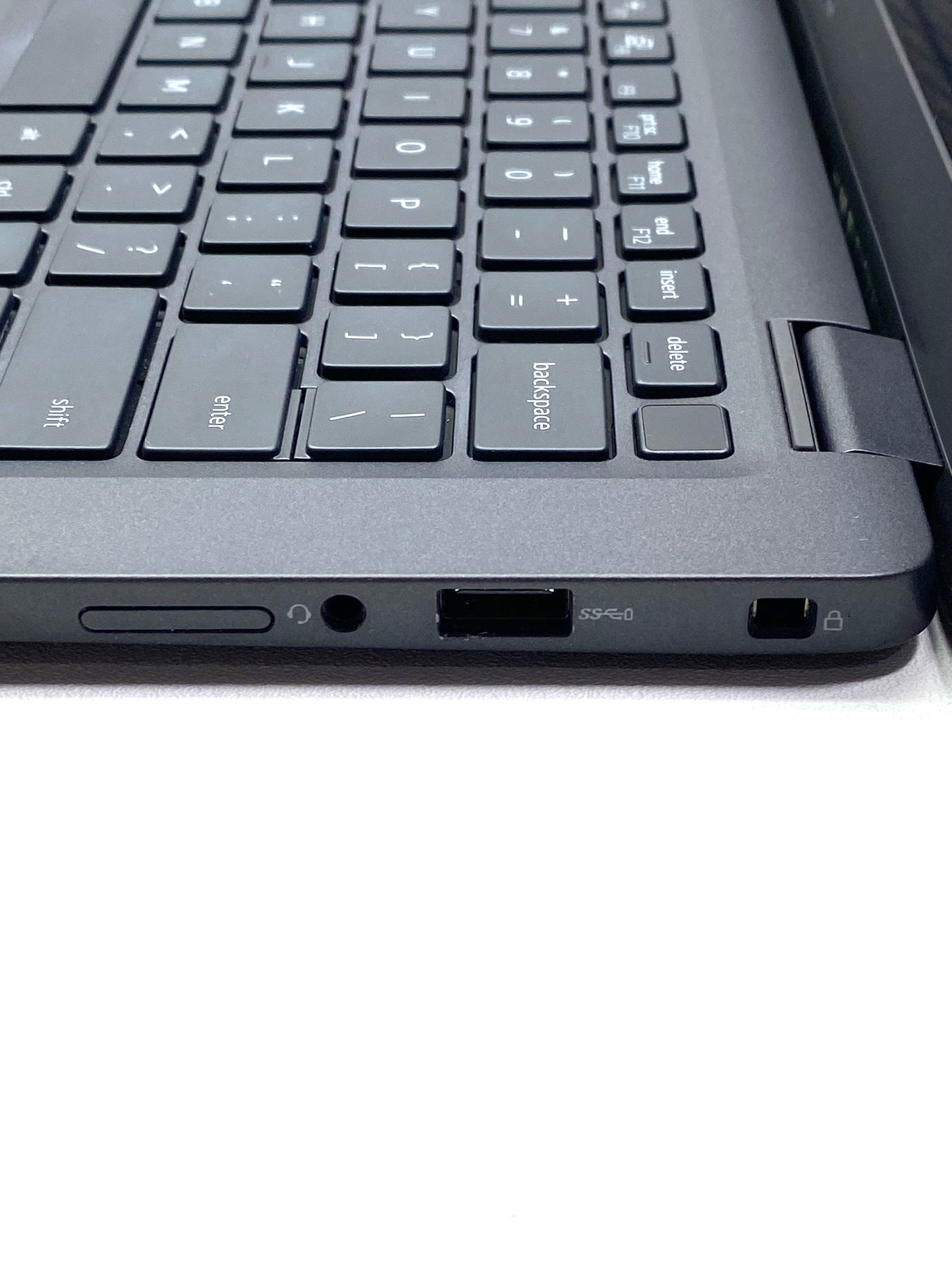Laptop Dell Latitude 7310 13.3" 1920x1080 (FHD) Core i7-10810U 16GB RAM DDR4 512GB NVMe SSD WINDOWS 11 HOME c/ cargador
