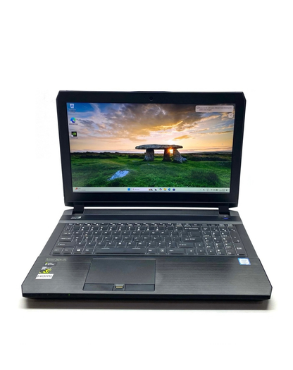 Laptop Sager P65xRP 15.6" 1920x1080 (FHD) Core i7-6700HQ 32GB RAM DDR4 512GB SSD c/ cargador